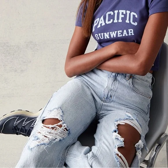 Pacific Sunwear Blue Boyfriend Jeans with Distressed Look - Picture 1 of 9